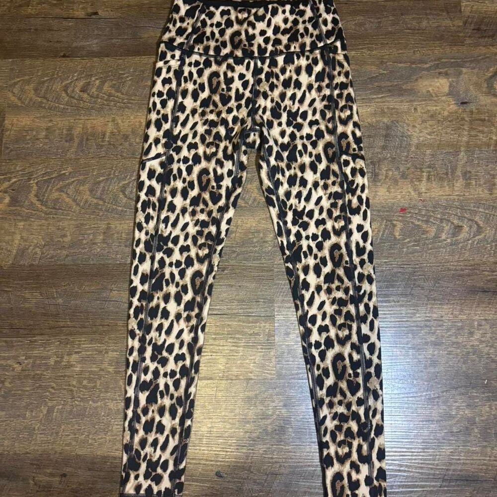 Victoria-s-secret Women's Leopard Print Leggings